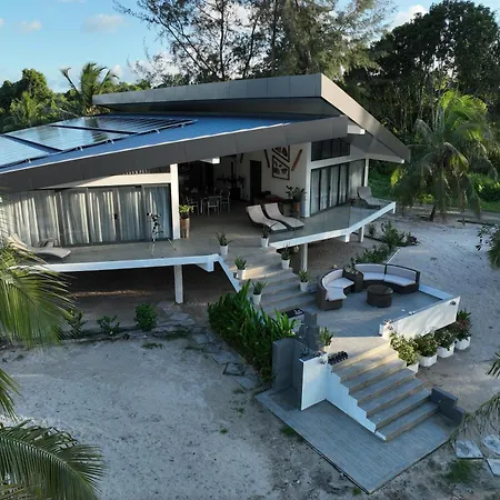 Eagle Bay Retreat Borneo Beach Villas Beach Front Kumbatang Bagian luar foto